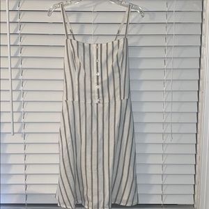 WHITE STRIPED BOHEMIAN HOLLISTER DRESS